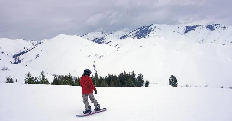 Soldier Mountain snowboarder
